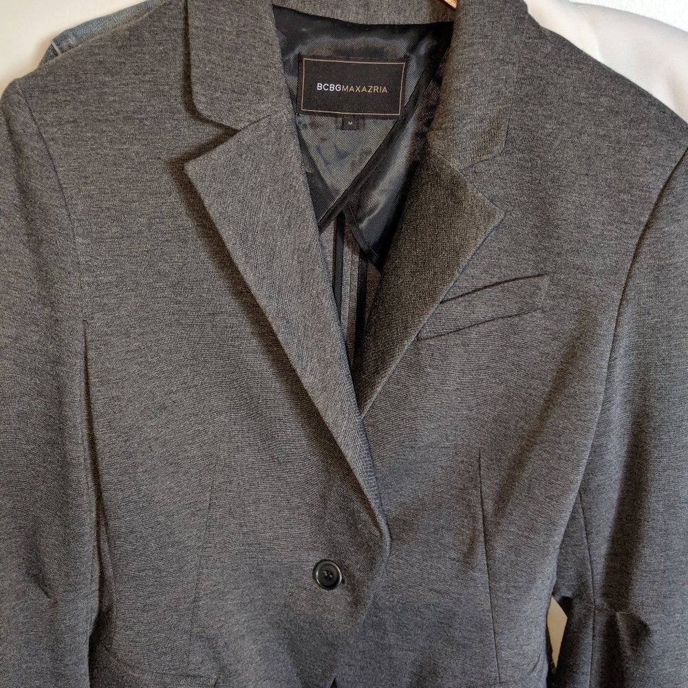 Like new! BCBGMaxAzria gray blazer